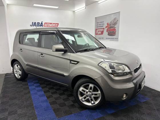KIA SOUL 1.6 EX 16V FLEX 4P MANUAL KIA SOUL 1.6 EX 16V FLEX 4P MANUAL